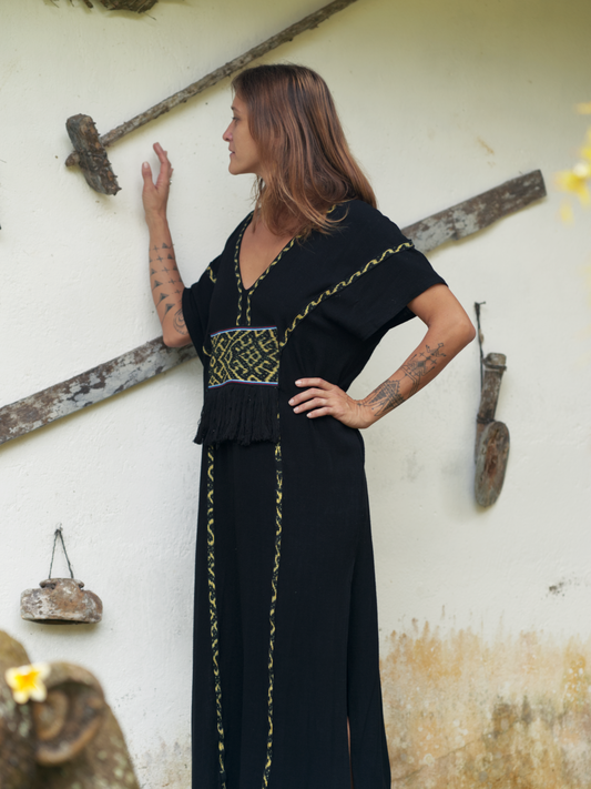 Aztec Lines Kaftan ~ Black