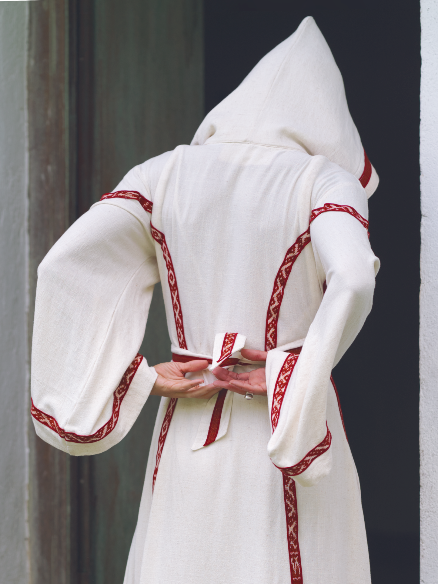 Daayan Hooded Cape ~ Off White